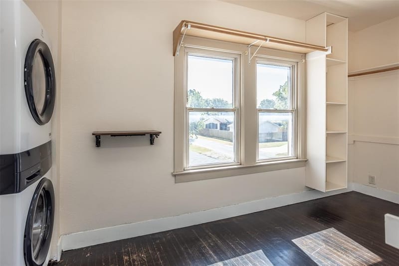 610 S Lee Street, Valley View TX 76272 - Photo 30