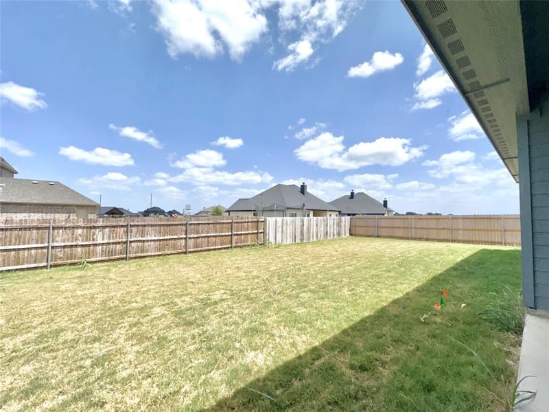 2112 Bankside Lane, Waco TX 76655 - Photo 29