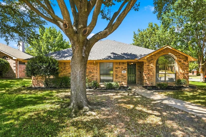 7121 Cottonwood Circle, Sachse TX 75048