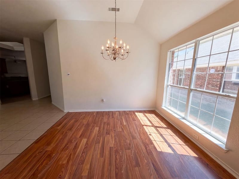 8526 Vista Grande Drive, Dallas TX 75249 - Photo 6