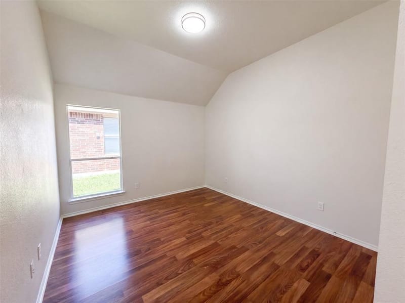 8526 Vista Grande Drive, Dallas TX 75249 - Photo 13