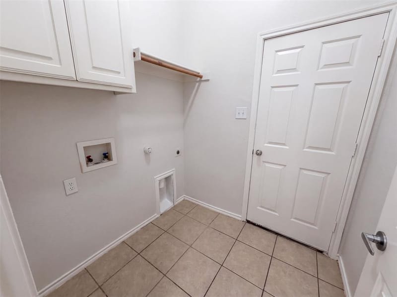 8526 Vista Grande Drive, Dallas TX 75249 - Photo 18