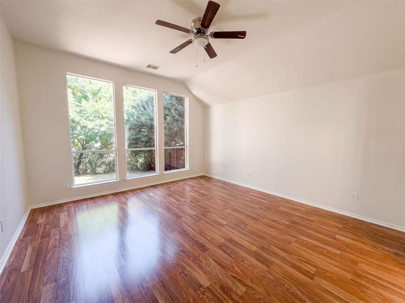 8526 Vista Grande Drive, Dallas TX 75249 - Photo 8