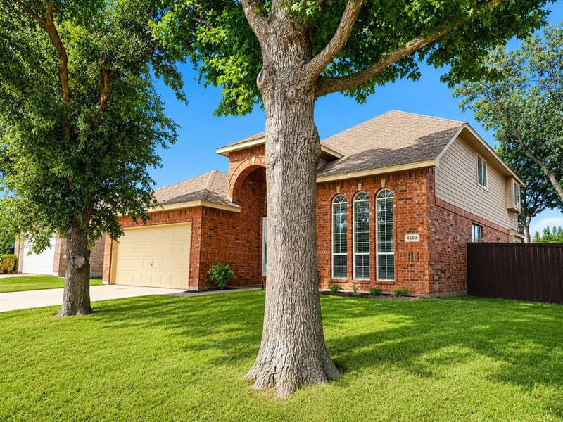 4633 Poppy Hills Drive, Frisco TX 75035 - Photo 2