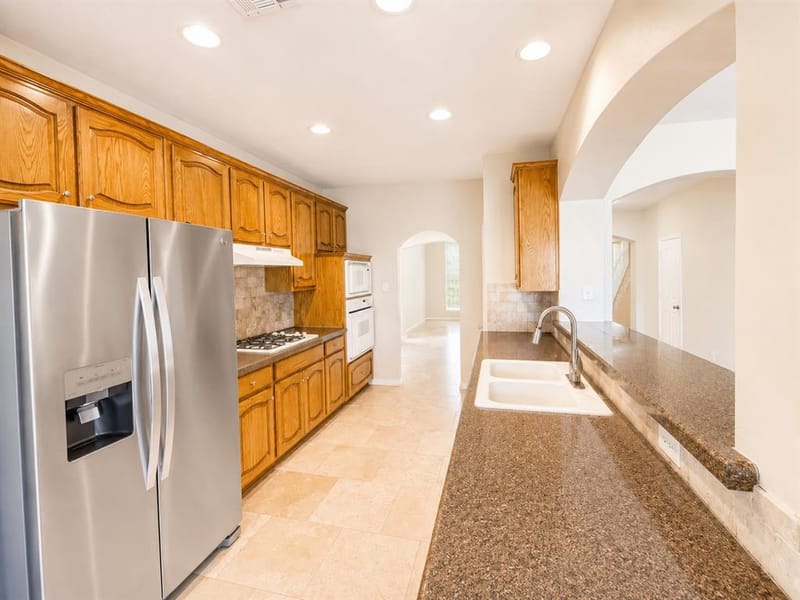 4633 Poppy Hills Drive, Frisco TX 75035 - Photo 6