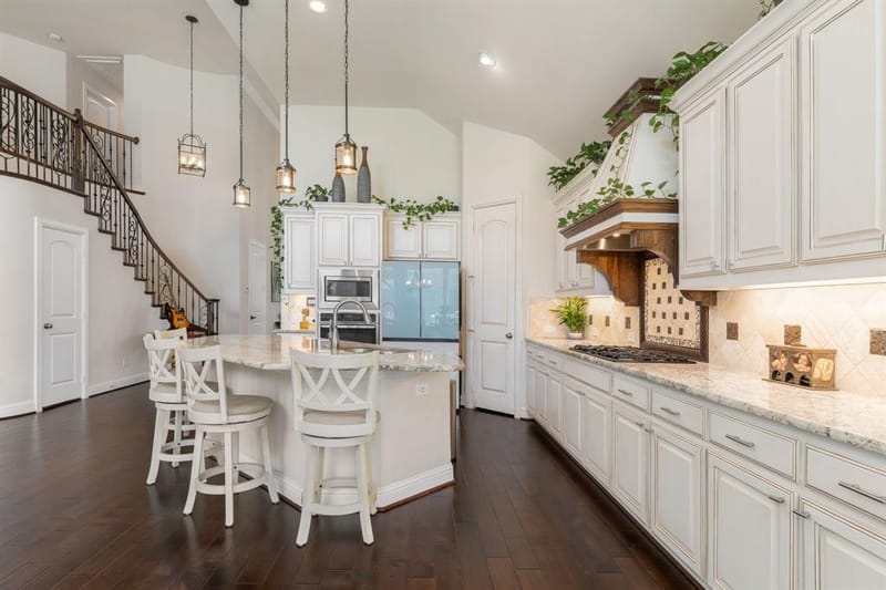 8621 Vatican Drive, McKinney TX 75071 - Photo 13