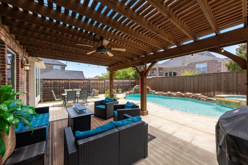 8621 Vatican Drive, McKinney TX 75071 - Photo 32