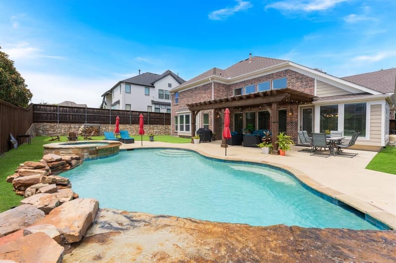 8621 Vatican Drive, McKinney TX 75071 - Photo 33