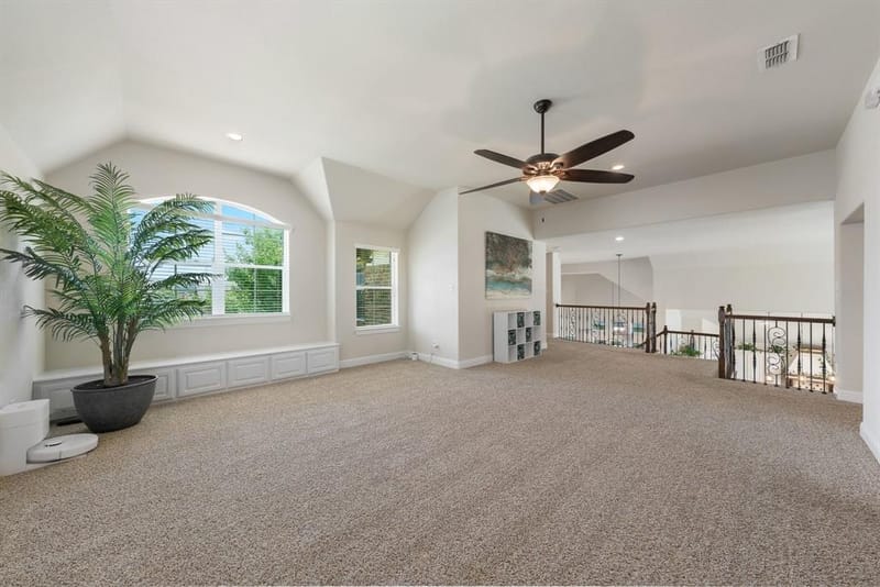 8621 Vatican Drive, McKinney TX 75071 - Photo 25
