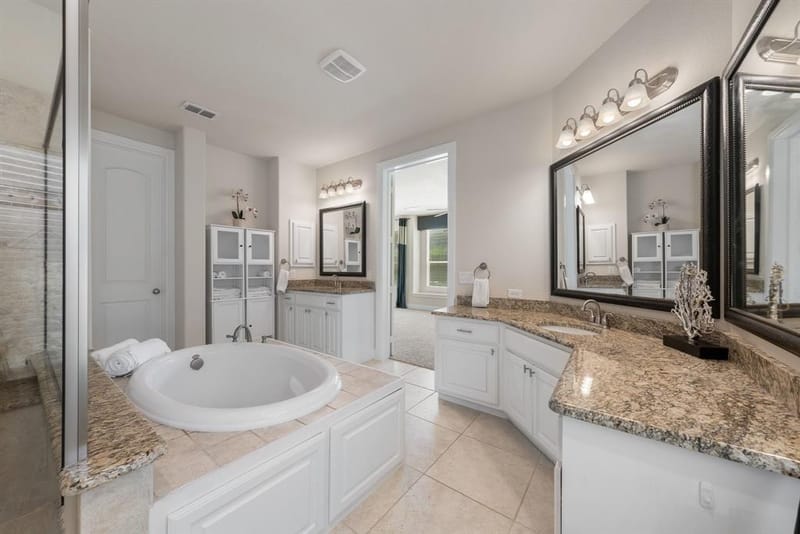 8621 Vatican Drive, McKinney TX 75071 - Photo 21