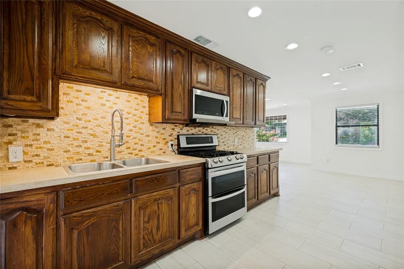 4228 Hyde Park Drive, Mesquite TX 75150 - Photo 7