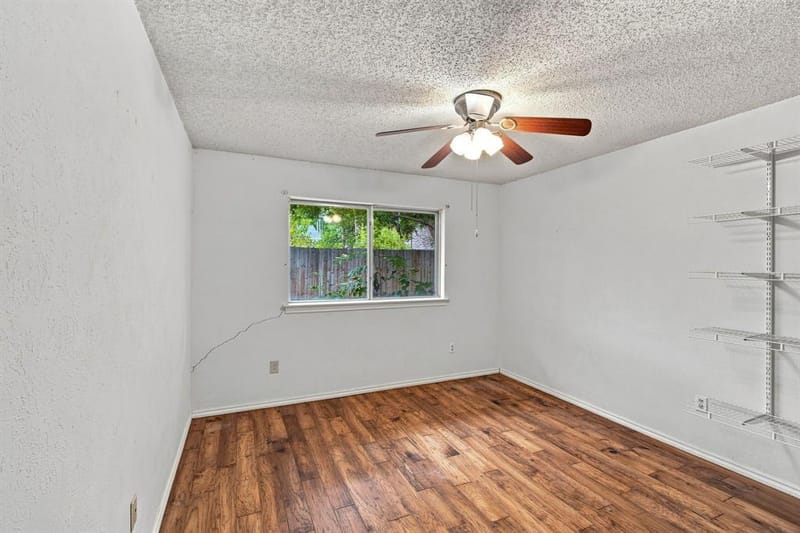 809 S Atkerson Lane, Euless TX 76040 - Photo 23