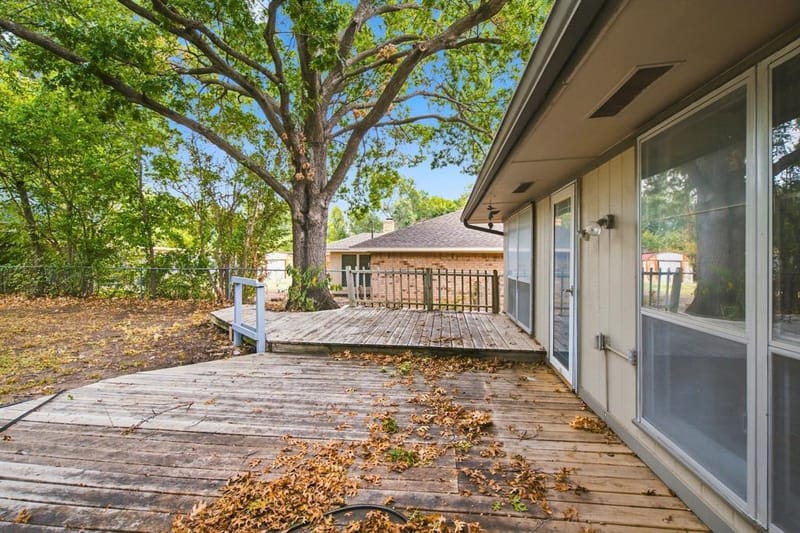 809 S Atkerson Lane, Euless TX 76040 - Photo 27