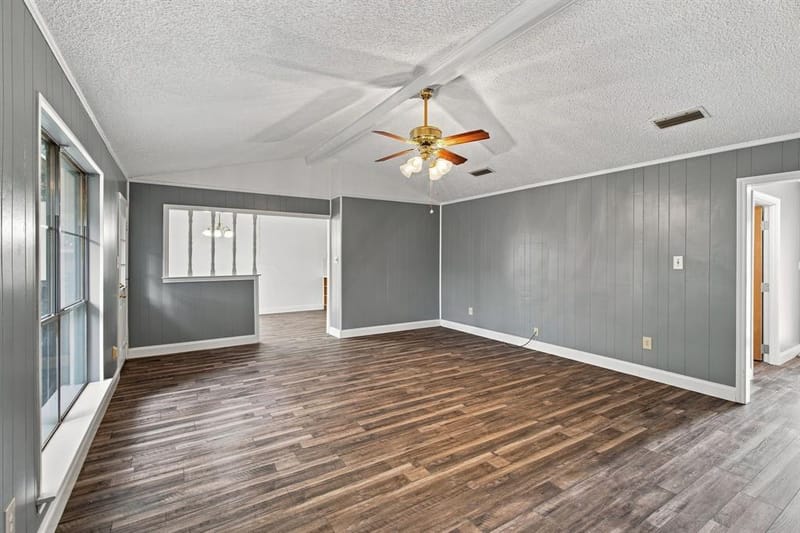 809 S Atkerson Lane, Euless TX 76040 - Photo 16