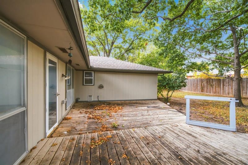 809 S Atkerson Lane, Euless TX 76040 - Photo 28