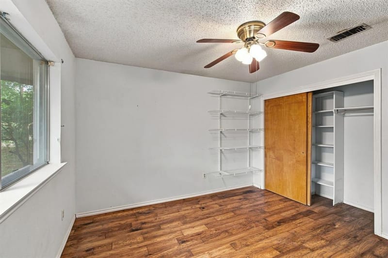 809 S Atkerson Lane, Euless TX 76040 - Photo 24