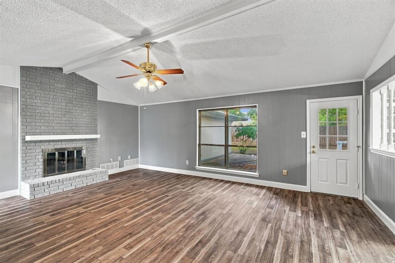 809 S Atkerson Lane, Euless TX 76040 - Photo 14