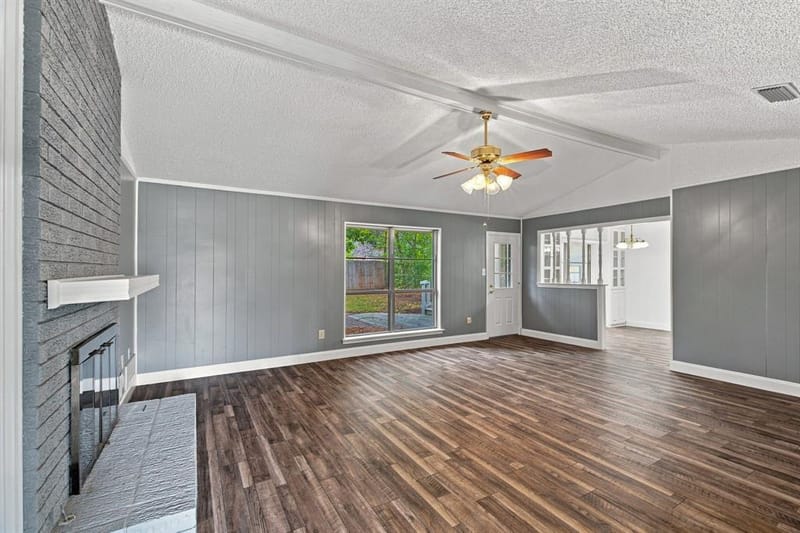 809 S Atkerson Lane, Euless TX 76040 - Photo 15