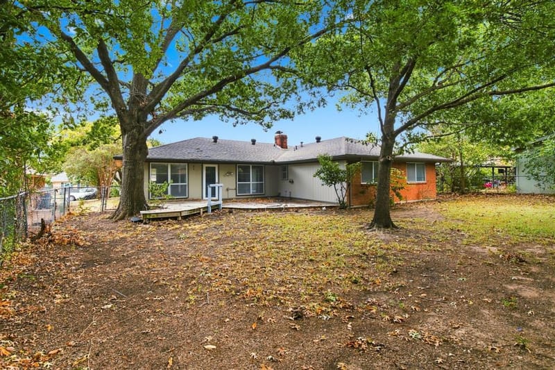 809 S Atkerson Lane, Euless TX 76040 - Photo 29