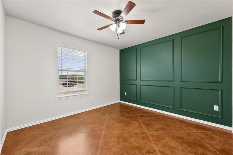 624 Lunar Circle, Granbury TX 76049 - Photo 17