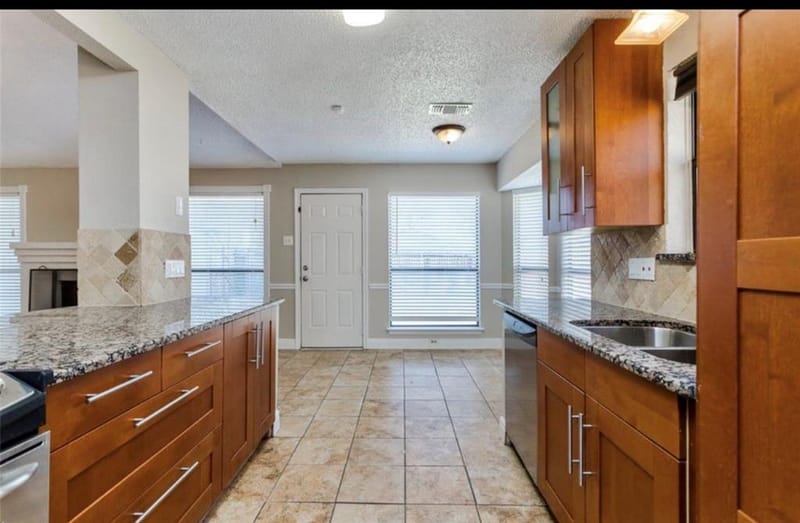 2313 Lakeshore Lane, Rowlett TX 75088 - Photo 6