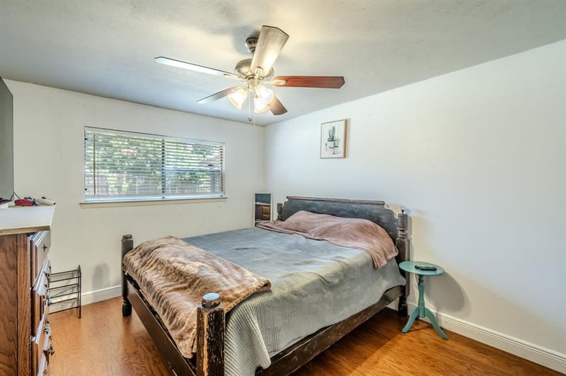 1011 Whippoorwill Court, Arlington TX 76014 - Photo 11