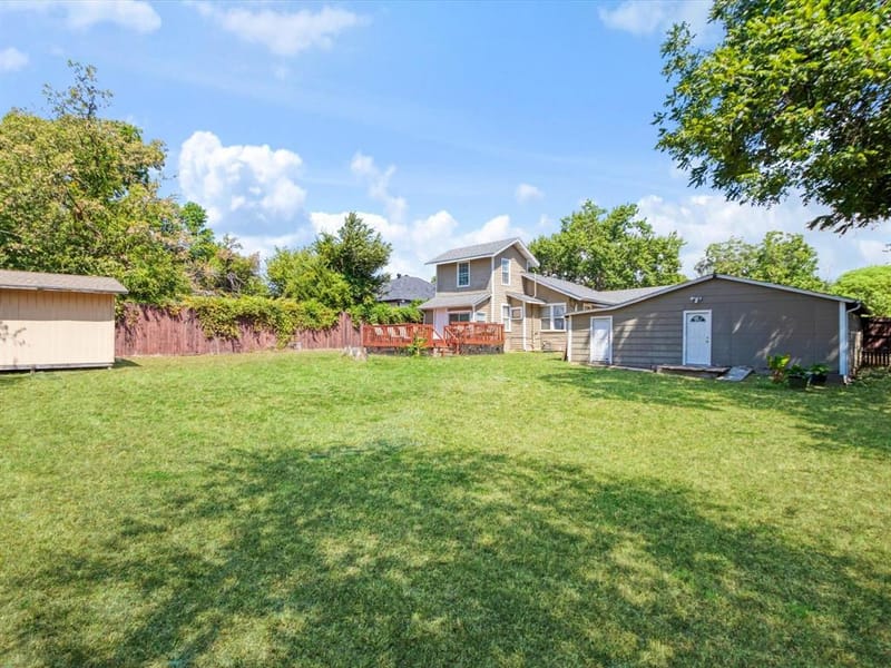 3024 Purington Avenue, Fort Worth TX 76103 - Photo 18