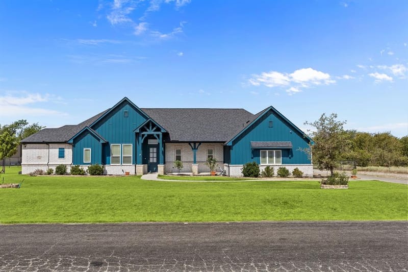 345 Palo Alto Drive, Springtown TX 76082