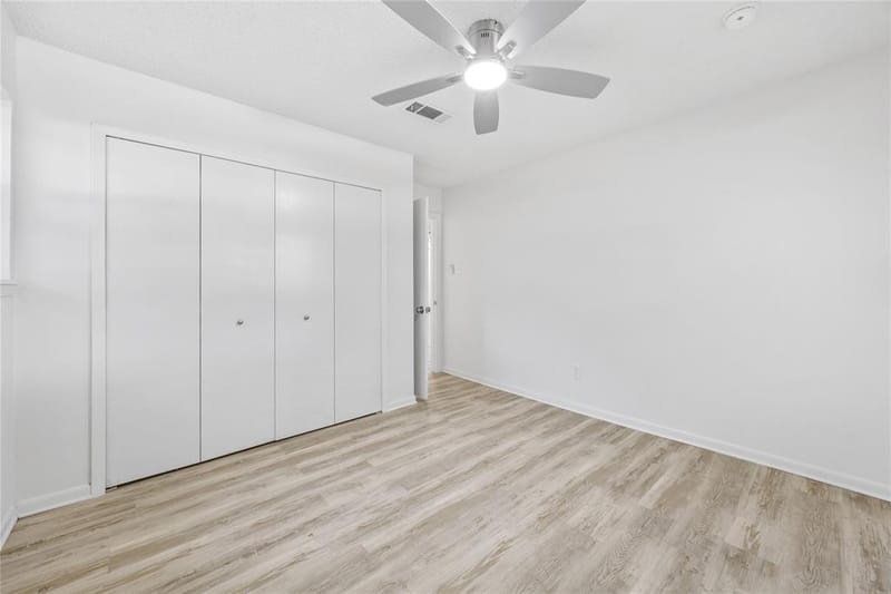 5748 Wimbleton Way, Fort Worth TX 76133 - Photo 7