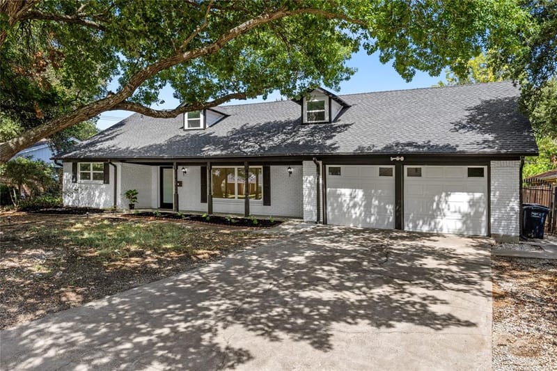 5748 Wimbleton Way, Fort Worth TX 76133
