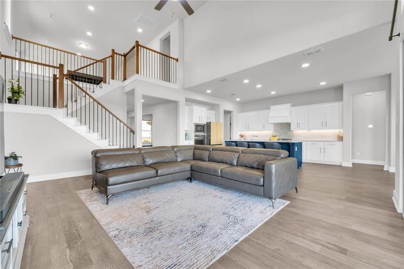 5884 Turner May Drive, Fort Worth TX 76126 - Photo 2