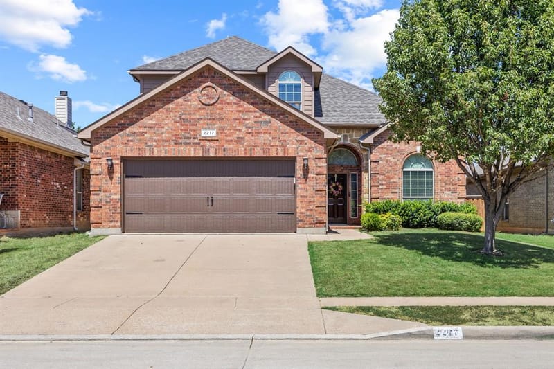 2217 Frosted Willow Lane, Fort Worth TX 76177
