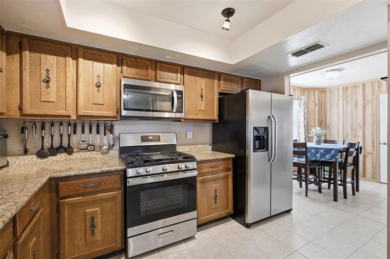 1822 Caldwell Drive, Garland TX 75041 - Photo 13