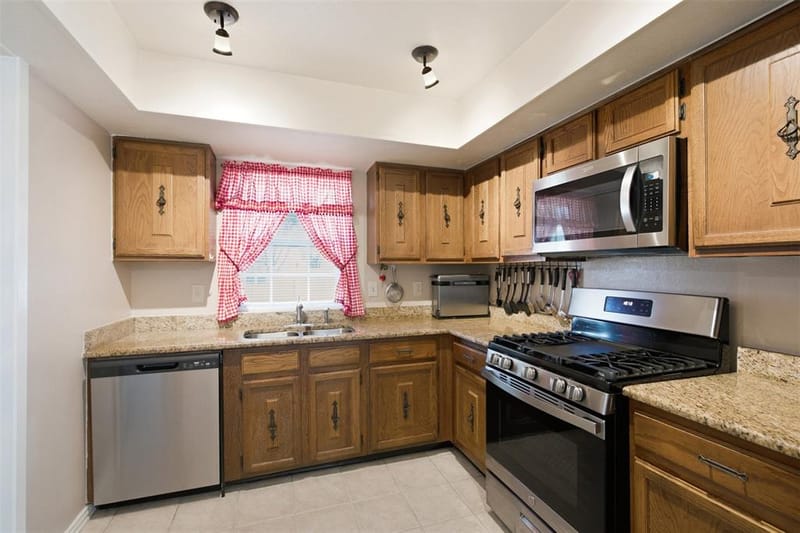 1822 Caldwell Drive, Garland TX 75041 - Photo 12