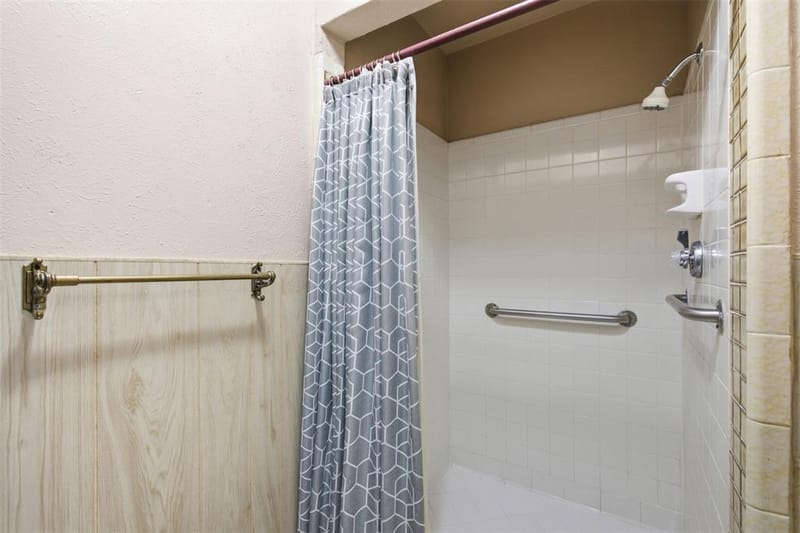 1822 Caldwell Drive, Garland TX 75041 - Photo 26
