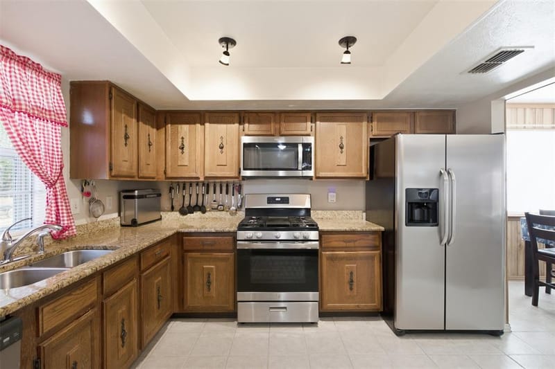 1822 Caldwell Drive, Garland TX 75041 - Photo 3