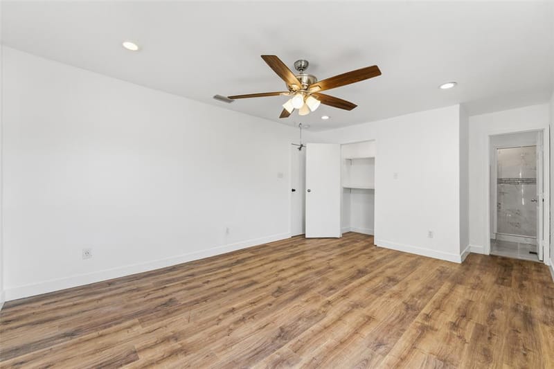 7326 Boisenberry Lane, Dallas TX 75249 - Photo 16