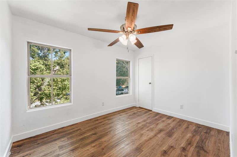 7326 Boisenberry Lane, Dallas TX 75249 - Photo 18