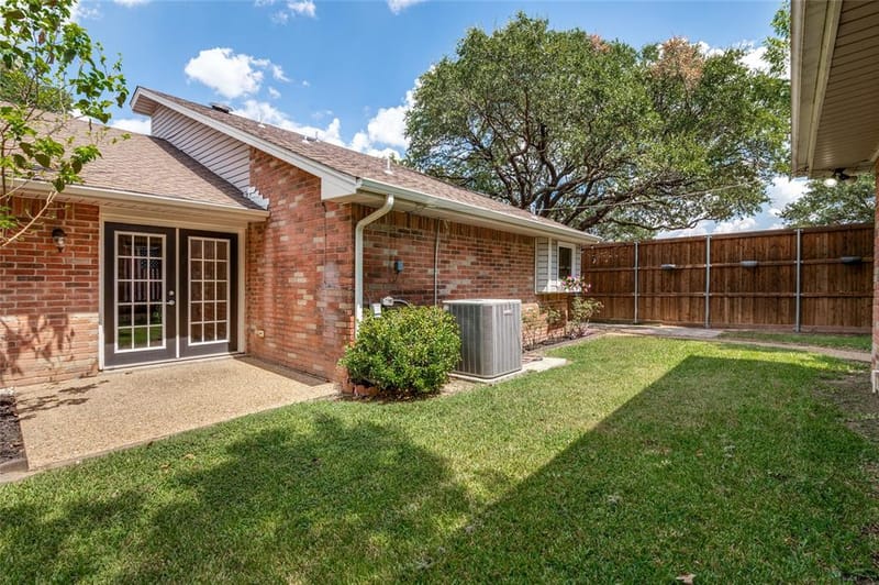 2702 Duval Drive, Dallas TX 75211 - Photo 26