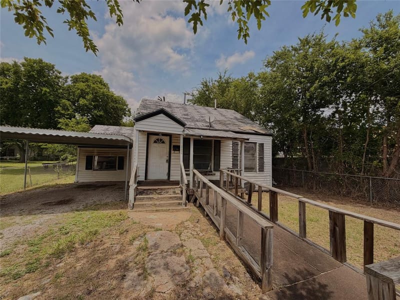 2009 Kingsley Drive, Dallas TX 75216