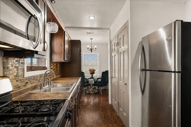 2510 W Jefferson Boulevard, Dallas TX 75211 - Photo 12