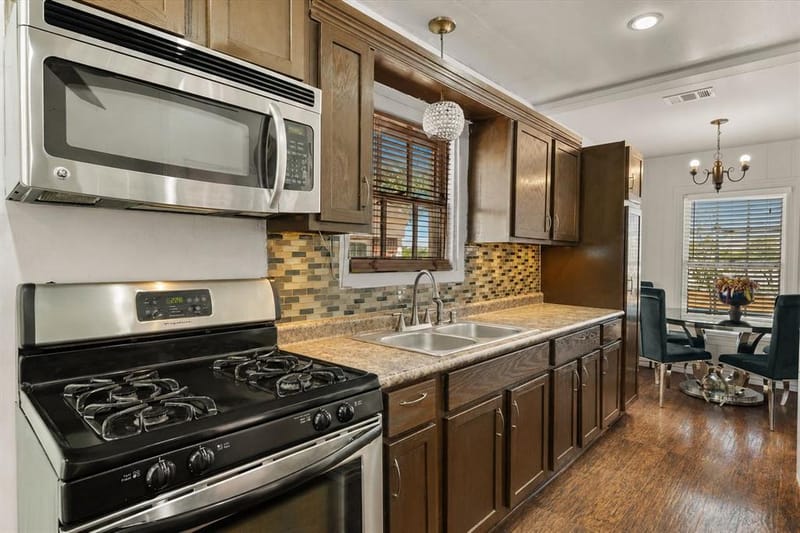 2510 W Jefferson Boulevard, Dallas TX 75211 - Photo 10