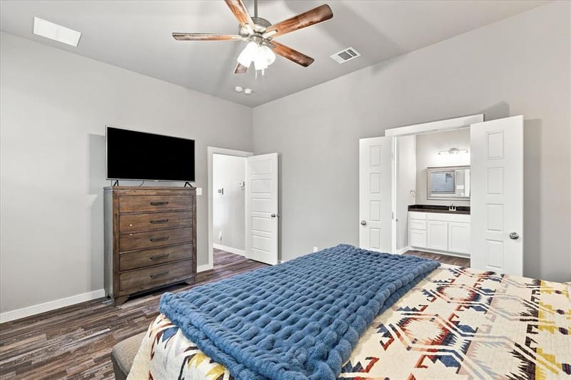 1001 Oak Valley Road, Burleson TX 76028 - Photo 17