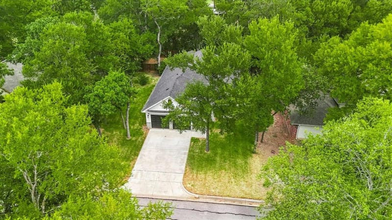 1001 Oak Valley Road, Burleson TX 76028 - Photo 36