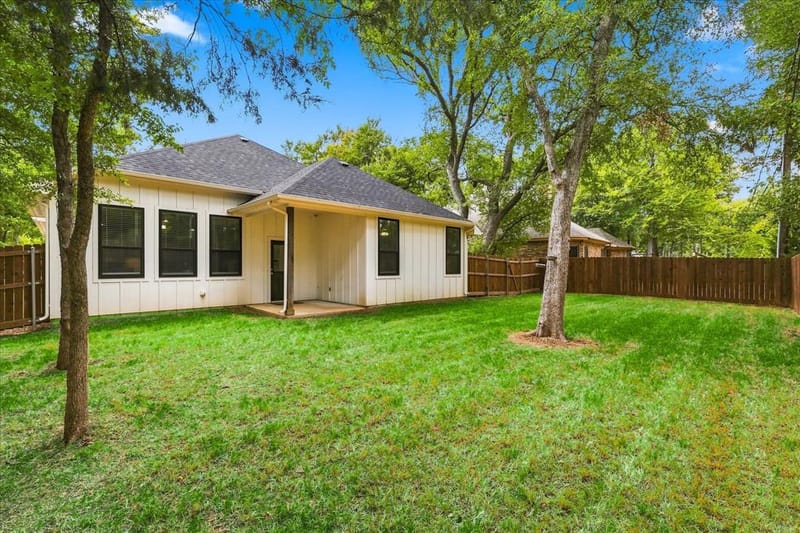 1001 Oak Valley Road, Burleson TX 76028 - Photo 30