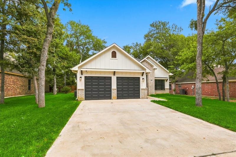 1001 Oak Valley Road, Burleson TX 76028 - Photo 39