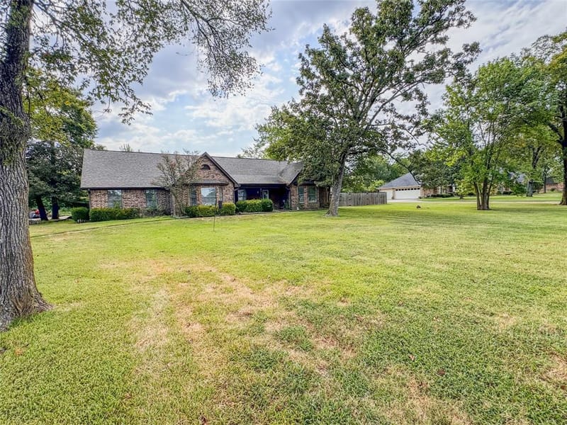 204 Briarwood Street, Sulphur Springs TX 75482 - Photo 36