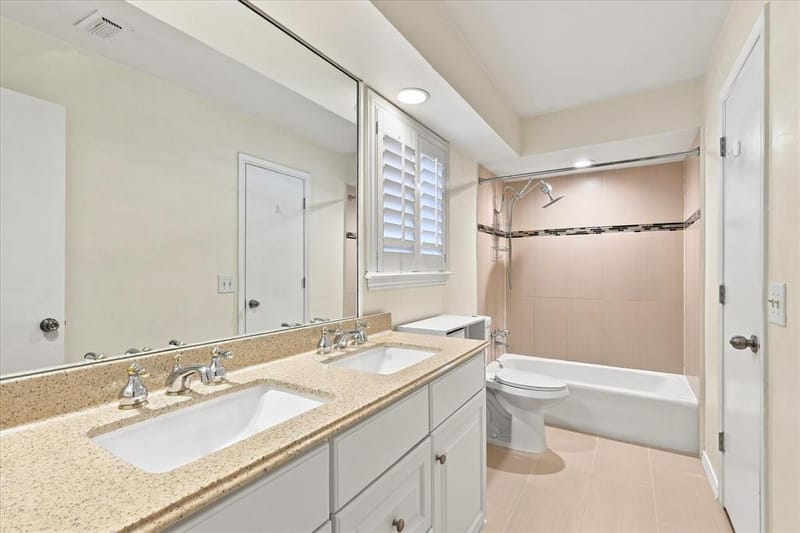 8721 Flint Falls Drive, Dallas TX 75243 - Photo 34