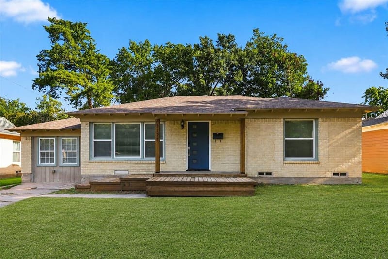 2125 Housley Drive, Dallas TX 75228