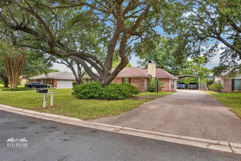 217 Lancashire Drive, Bossier City LA 71111 - Photo 4